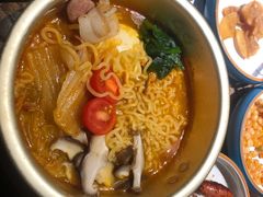 -明洞阿姨·韩式酱蟹烤肉·创意料理(三元桥店)