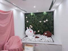 -F小姐甜品店(威海路店)