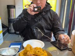 -BHC炸鸡(明洞总店)