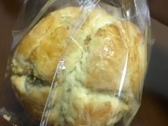 -红房子西点(汇联商厦天钥桥路店)