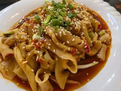 -老来福·非遗酸汤兔(凯旋路店)