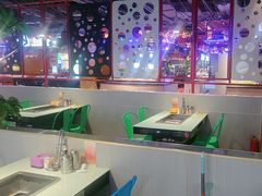 -嗨内嗨外自助火锅餐厅体验馆
