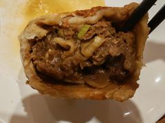 -清真吴记门钉肉饼·喜多利