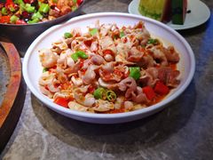 泡椒鱼杂手擀面-老板恋上鱼(恒隆广场店)