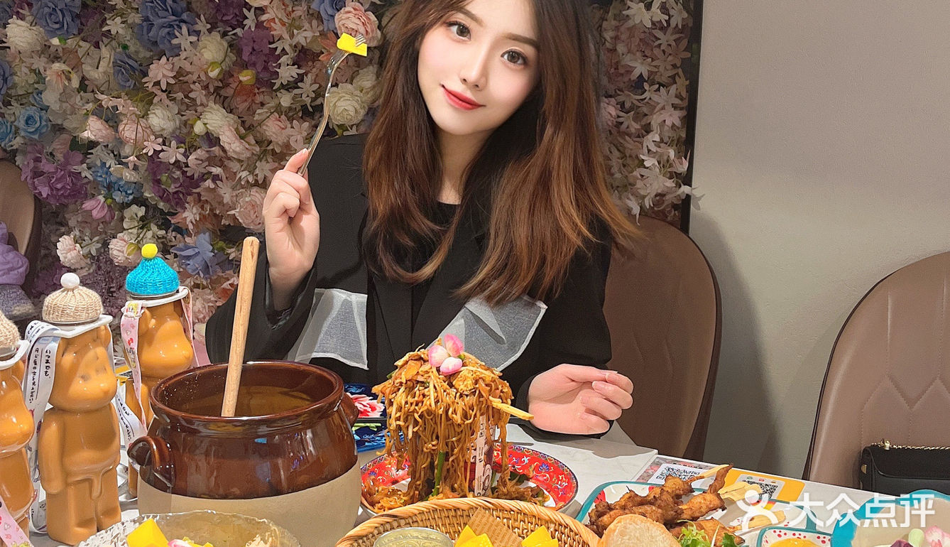一起去花海里约会吧💐杭州绝美泰式餐厅