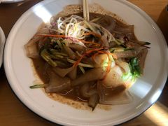 -关东小磨东北菜(上海长风大悦城店)