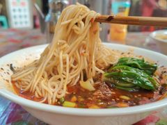 -黎氏老太婆小面馆(临华大厦店)