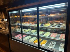 -钱小奴海鲜自助黑金店(杭州滨江龙湖店)