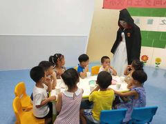 -龅牙兔儿童情商乐园(裕华旗舰店)