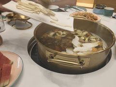 -阿鹏故事野生菌火锅(古城店)