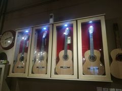 -何顺华吉他沙龙