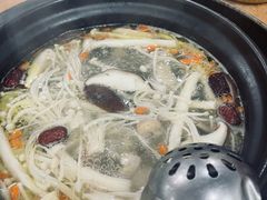 -濠轩阁特色生蚝火锅(水湾路店)