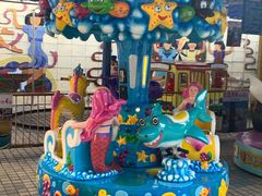 -顺德大良半月城游乐场