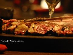 -恰餐厅及酒吧 CHAR Bar & Grill (北京丽都皇冠假日店)