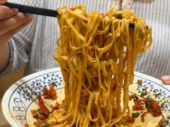 -李与白包子铺(桐梓林店)