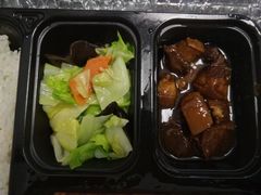 -田老师红烧肉(通州果园物美档口店)