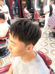 -豪帅男士理容馆