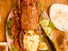-J Daeng Seafood