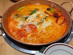 -洱火云南酸菜牛肉火锅(石景山当代商城店)