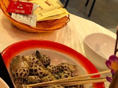 -鲜入围煮花胶鸡海鲜火锅