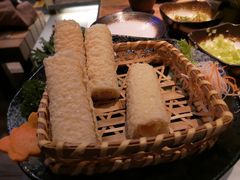 -湊湊火锅·茶憩(杭州湖滨银泰in77店)