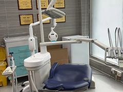 -上海仁爱医院口腔科 · 种植