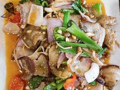 -黄桷树曹家私房菜(江与城店)