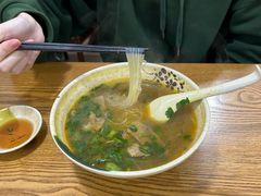 -黄阿姨锅贴大王(万航渡路店)