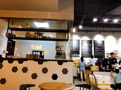 -HELLO 27 意面·沙拉·帕尼尼