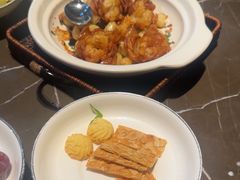 -海派悦庭·海胆烧麦·新融合菜(凯德广场店)