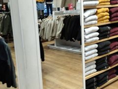 -优衣库(北京首开福茂宋家庄购物中心店)