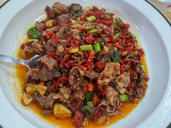 碎红椒炒肉-笨罗卜浏阳菜馆(太平街店)