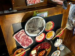 -沸炉重庆老火锅(军事博物馆店)