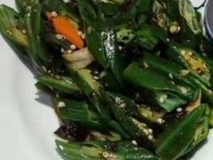 鲜虾揽菜拌秋葵-春香鸡馆