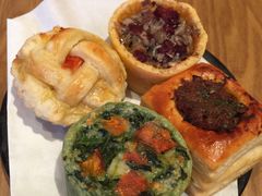 -星巴克臻选(上海合生汇1F店)