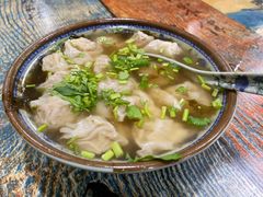 招牌野馄炖-老谢野馄饨(延安路店)