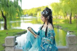 -一揽芳华汉服旗袍体验馆(拙政园店)