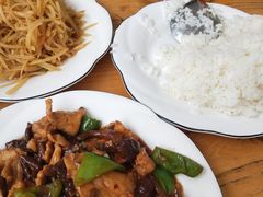 -俺家菜馆(百里峡店)