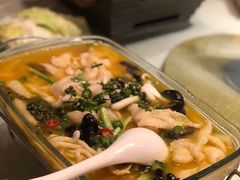 色稷招牌酸汤龙鱼-铁道茶苑.色稷餐厅(莲花南路店)