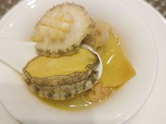 老母鸡炖鲍鱼-新吉阳酒店(檀溪路店)