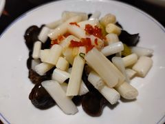 藕带拌木耳-大牌大·传统杭帮菜(湖滨店)