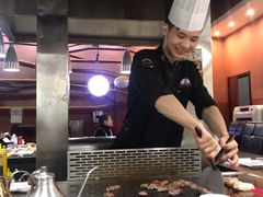 -利昂法式铁板主题餐厅(新奥购物中心店)