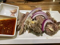 -清真·玛丽亚新疆菜主题餐厅(浙江中路店)