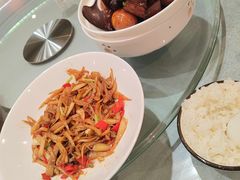 -辛香味烧鱼馆·非遗技艺·排骨红烧肉(光谷医药园店)