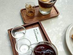 -花苑里咖啡(威远店)