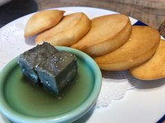 饅頭臭豆腐-川旺角川粤融合菜•海景餐厅(星海广场店)