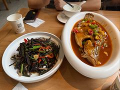 臭鳜鱼-环秀楼(黄山呈坎店)