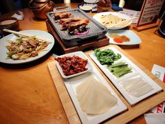 -娜仁图雅蒙古美食村(33小镇店)