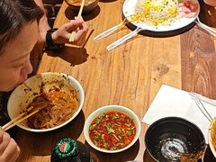 -万记麻辣烫国展总店
