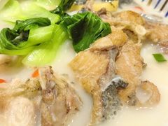 梭边鱼粉-鲜越鲜鱼粉(财富购物中心店)